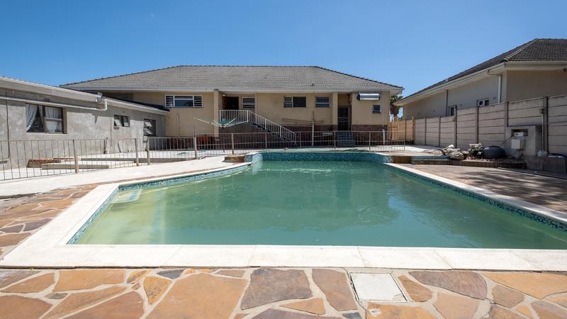 5 Bedroom Property for Sale in Parow North Western Cape